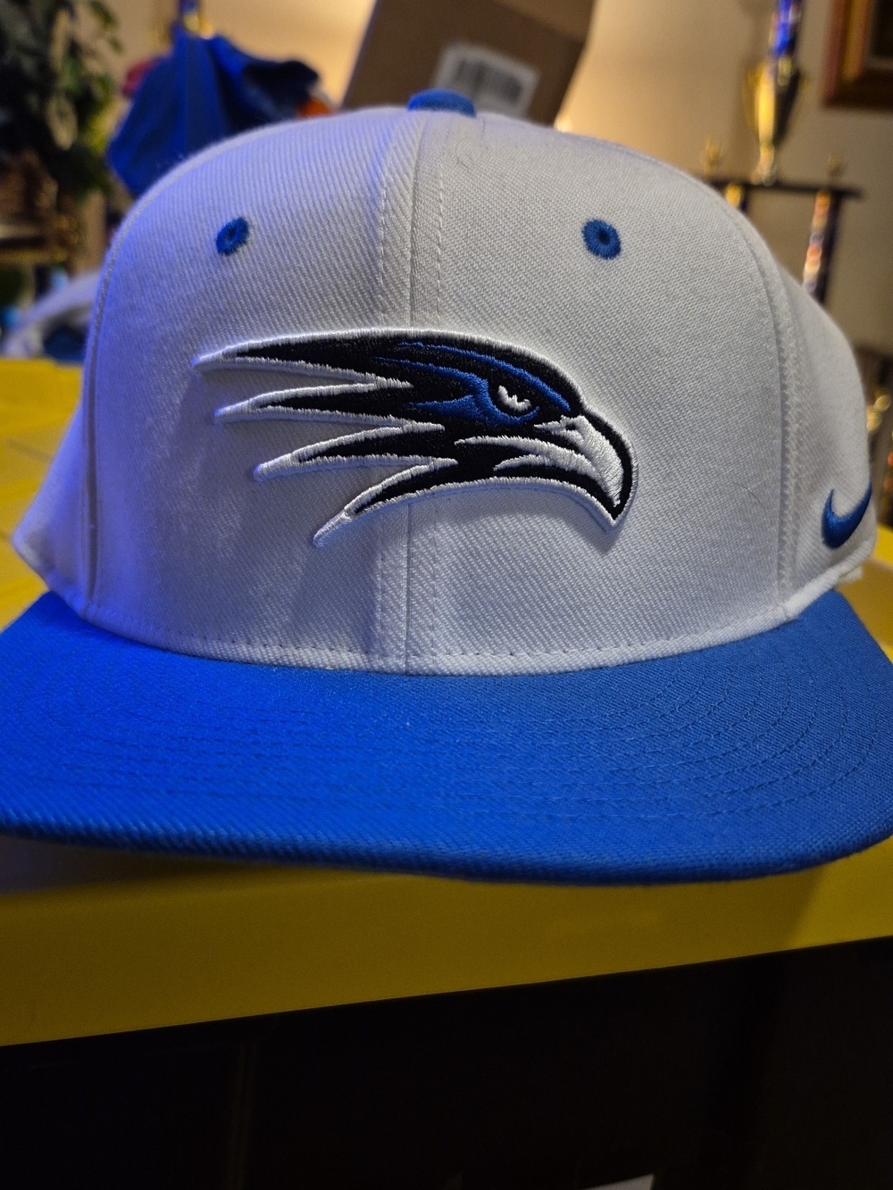 Nike True Dri-Fit Florence Falcons Baseball Hats (4) S/M (1) M/L